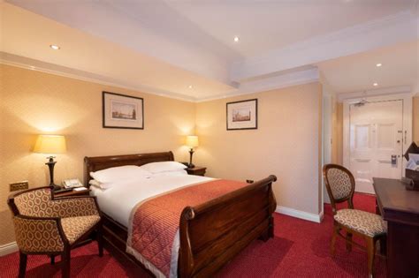 Accommodations in Dublin City - Deluxe Double Rooms | Wynns Hotel