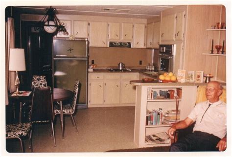 Cool Pics Show the Interior of Mobile Homes From Between the 1940s and '70s - vintagepage.cafex ...