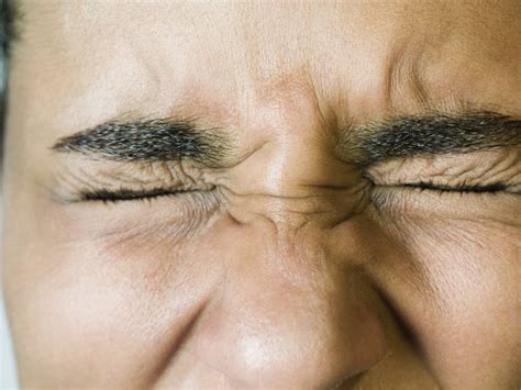 Blinking 101: Why we blink, how we blink + 5 fun facts about blinking - WellTuned by BCBST