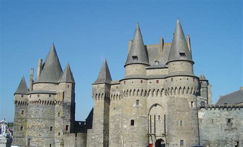 File:Castle-Vitre-France5.jpg - 维基百科，自由的百科全书