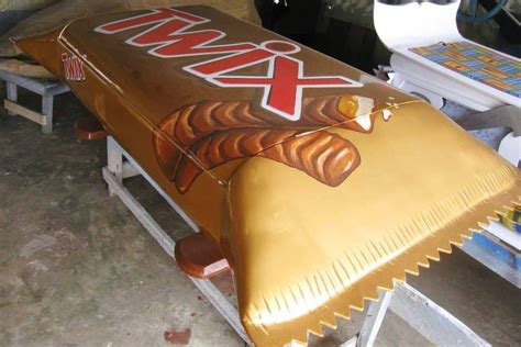 16 Cool and Creative Coffins ~ Now That's Nifty