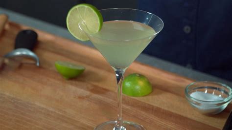 Watch CBS Mornings: The Dish Recipe: Coconut pie cocktail - Full show ...