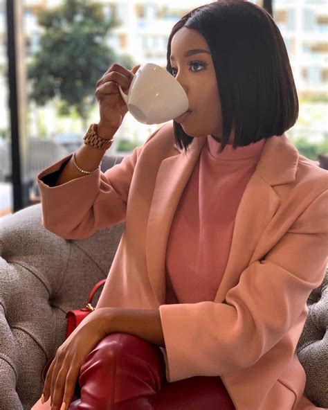 Mbali Mkhize🌸 on Instagram: “Find me by the pot of tea 🍵 📸: @gi_myers” | Boss lady, Fashion ...