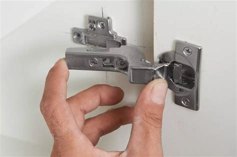 How to Install Concealed Euro-Style Cabinet Hinges | Cabinet hinges ...