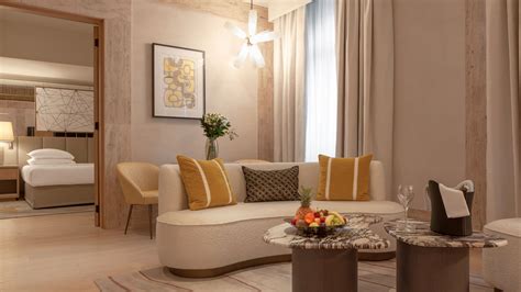 Luxury 5 star hotel in Milan Near Duomo | Park Hyatt Milan