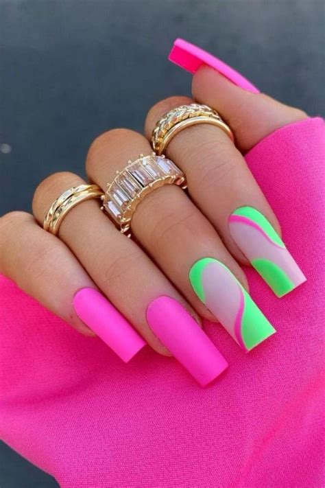 35 Cute Coffin Nails Ideas to Copy for Your Next Manicure | Fashionterest