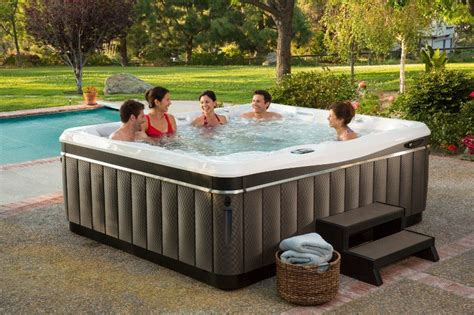 Common Questions: What Are The Typical Dimensions of a Hot Tub? | Texas ...