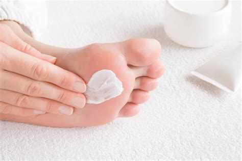 Diabetes And Dry Feet: 5 Top Tips To Beat Dryness