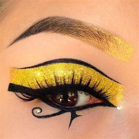 Style By Cat: Fun With Glitter | Egyptian makeup, Egyptian eye makeup, Fantasy makeup