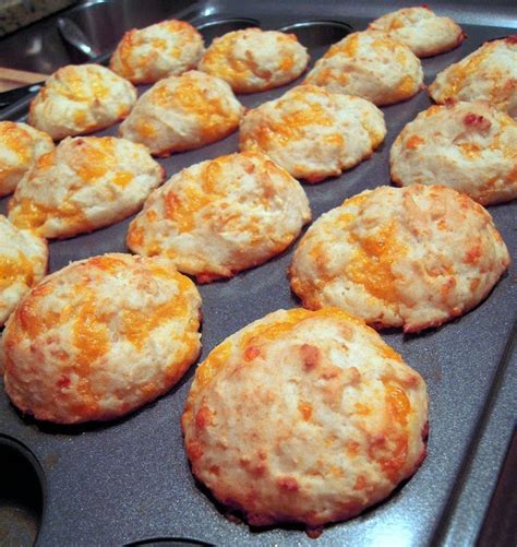 Simple and Quick Cheese Biscuits – Phitip Recipes