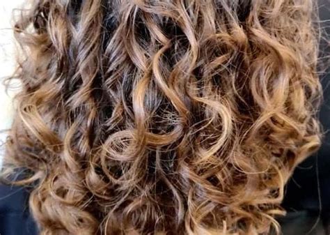 5 Curly Hairstyles For Wavy Curly Hair | Curly Hair Expert | Steve Wynder