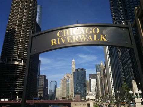 Dining on the Chicago River: A Complete Guide to Chicago Riverwalk Restaurants | Chicago river ...