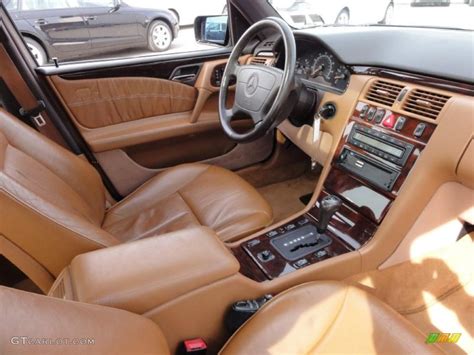 Palamino Interior 1996 Mercedes-Benz E 320 Sedan Photo #46434077 | GTCarLot.com