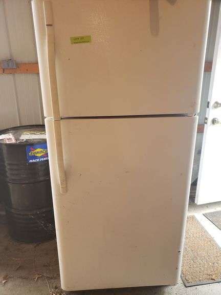 Kenmore Refrigerator - Burgess Auctions LLC