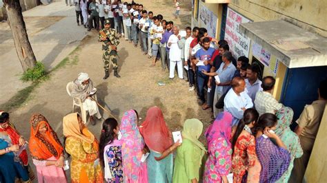 India election 2019: The debunked fake news that keeps coming back - BBC News