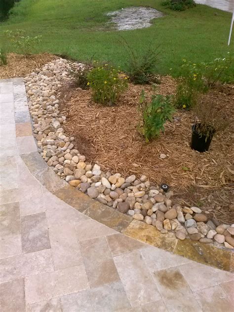 10+ River Rock Landscape Edging – DECOOMO