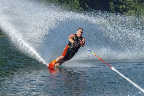 Can a jet ski or PWC Pull a Skier? – AquaSportsPlanet