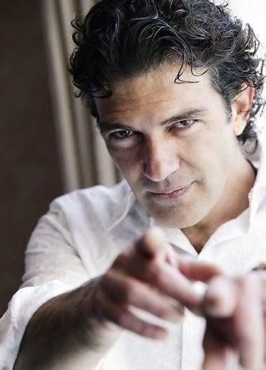 The Latin Look With Antonio Banderas Hairstyles – Cool Men's Hair