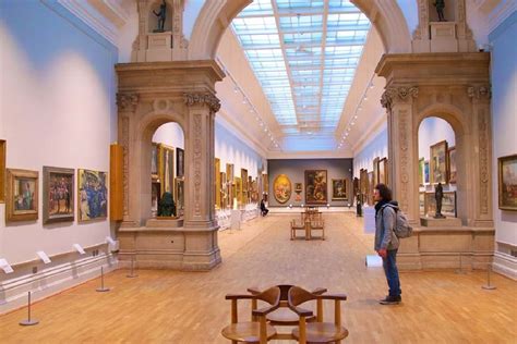 VIP Private Tour of the Louvre Museum - City Wonders