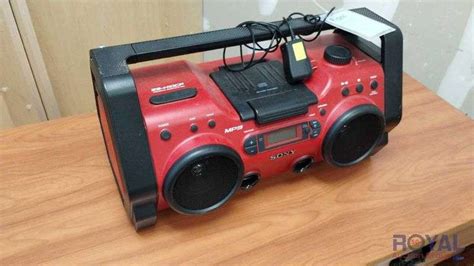 Sony Boom Box MP3 Radio - Royal Auction Group