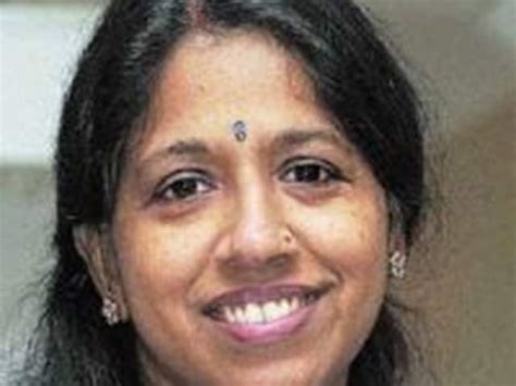 Kavita Krishnamurthy Height, Age, Family, Wiki & More