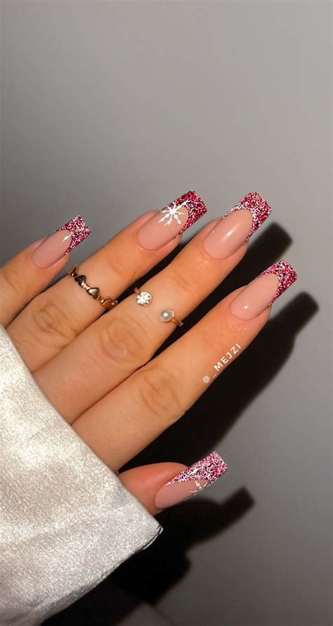 30 Glitter Nails To Bright Up The Season : Berry Glitter French Tip Nails