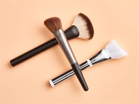 A Guide to Every Face Makeup Brush | Makeup.com