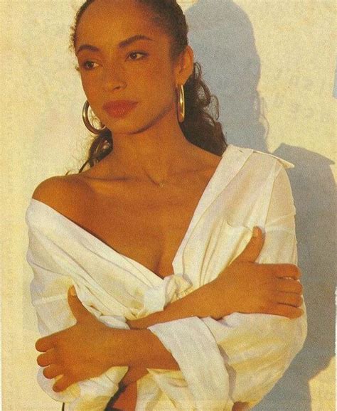 Sade Adu 80s : r/OldSchoolCool