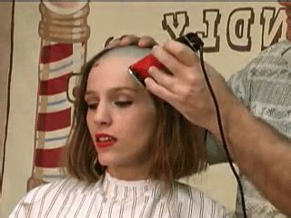 - ladies-haircut.eu Female Mohawk, Hair Movie, Hair Shears, Long Hair Pictures, Bald Women, Hair ...