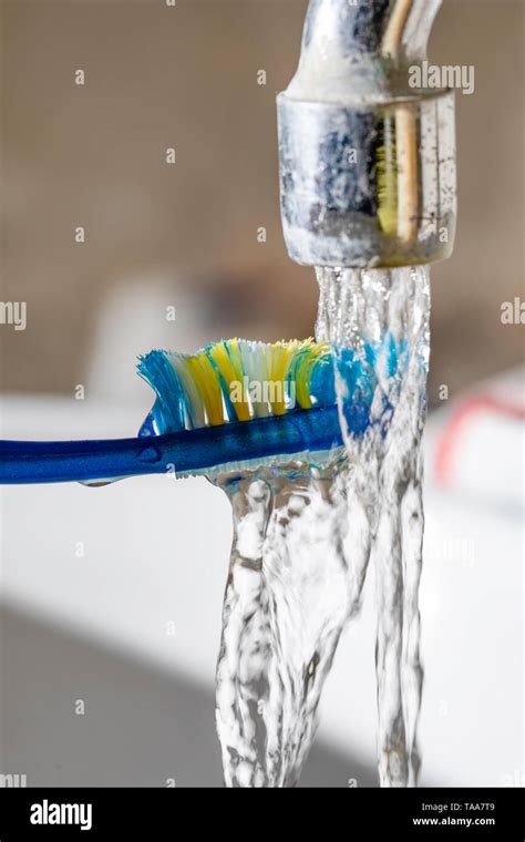 Water wastage hi-res stock photography and images - Alamy
