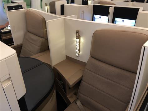 Review: Etihad Business Class | Male nach Abu Dhabi in der Boeing 787-9 ...