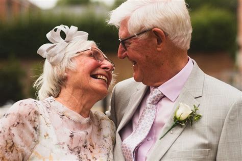 Des couples mariés depuis plus de 50 ans donnent 20 conseils pour un mariage heureux | Hawaii ...