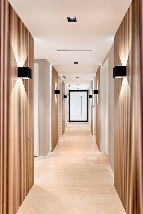 Contemporary Hallways | Desenho de corredor, Lobby design, Projeto de consultório médico