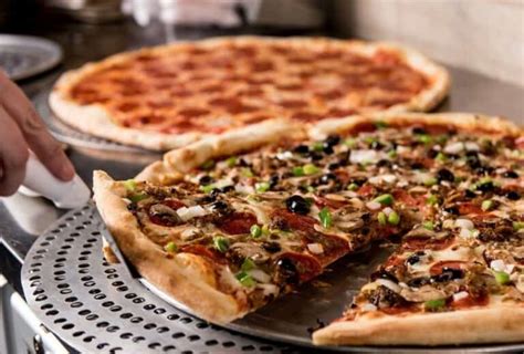 12 Best Pizza Places in Nashville, TN (with Photos & Maps)