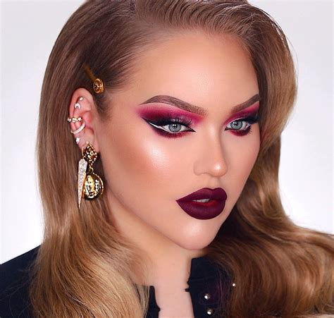 NikkieTutorials on Twitter: "no hands in my picture for once 🤭☺️ … " Fresh Makeup Look, Glam ...