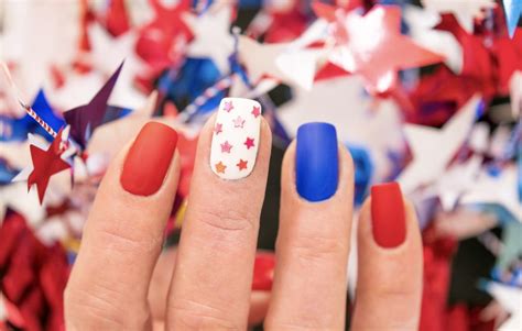 24 Patriotic Red White and Blue 4th of July Nails in 2023