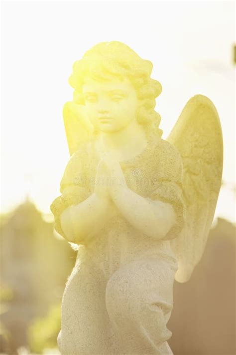 220 Guardian Angel Statue Cemetery Outdoor Stock Photos - Free ...