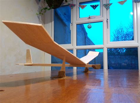 Easy Balsa Glider : 9 Steps (with Pictures) - Instructables