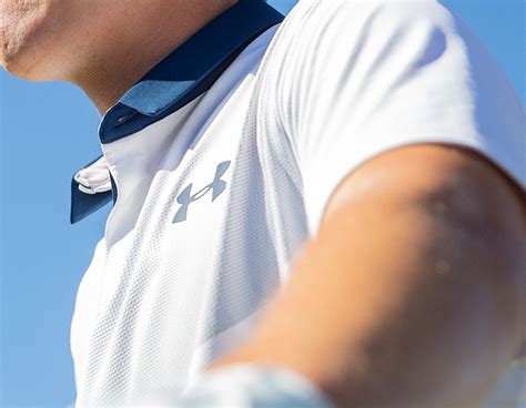 Under Armour Iso-Chill Technology Keeps You Cooler - Cross Train Clothes