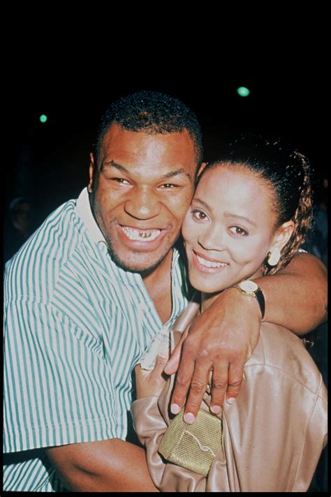 Photo : Archives : Mike Tyson et Robin Givens - Purepeople