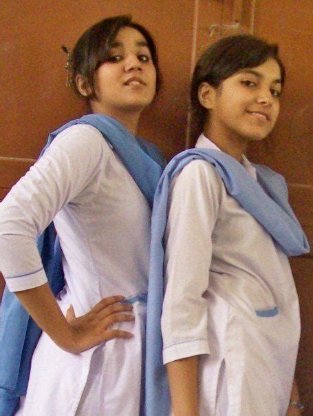 HoT GirLs ArounD ThE WorLD: Pakistani girls in school uniform # 41