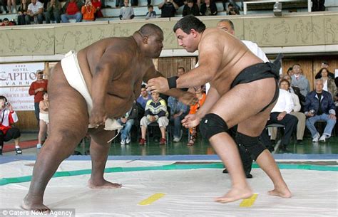 Manny 'Tiny' Yarbrough dies aged 51, American sumo wrestler | Daily ...