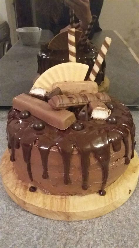 Chocoholic cake! Chocoholic, Birthday Cake, Desserts, Food, Tailgate Desserts, Deserts, Birthday ...