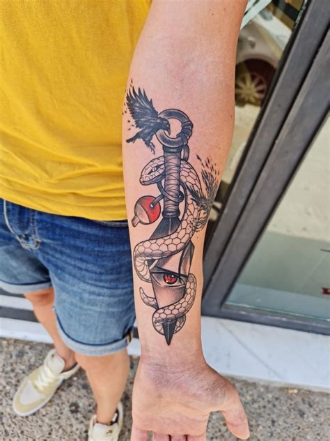 Tatuaje Sasuke | Naruto tattoo, Anime tattoos, Kakashi tattoo