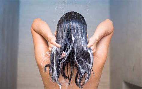 How to Get Shiny Hair: 13 Tips That Really Work | Reader's Digest