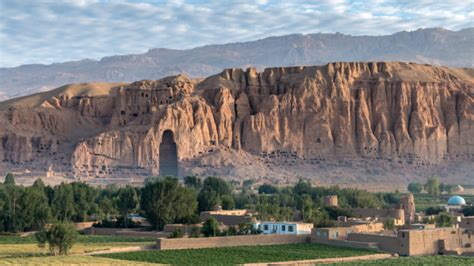 Bamiyan Valley: Cultural Landscape and Archaeological Remains - narangah Travel