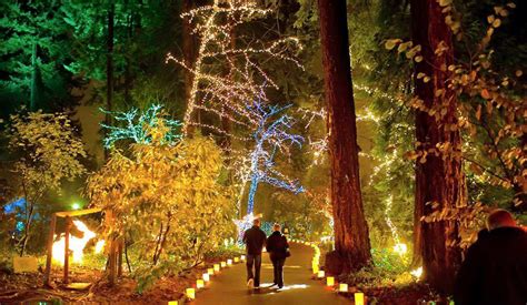 Christmas in the Garden. Dec 5th. Tour at Oregon Garden. – CharbonneauLive