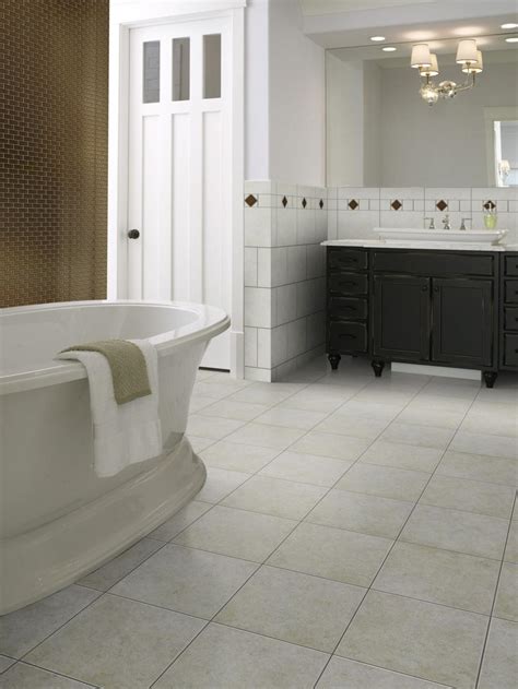 Porcelain Tile Bathroom Floor : Reasons to Choose Porcelain Tile | HGTV : Porcelain tiles are ...