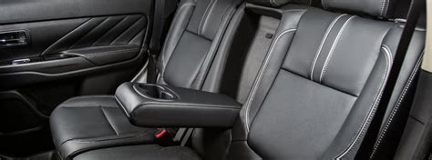 2018 Mitsubishi Outlander PHEV Seat Functions and Child Seat ...