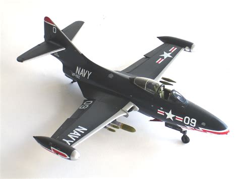 Grumman Panther F9F model 1/32